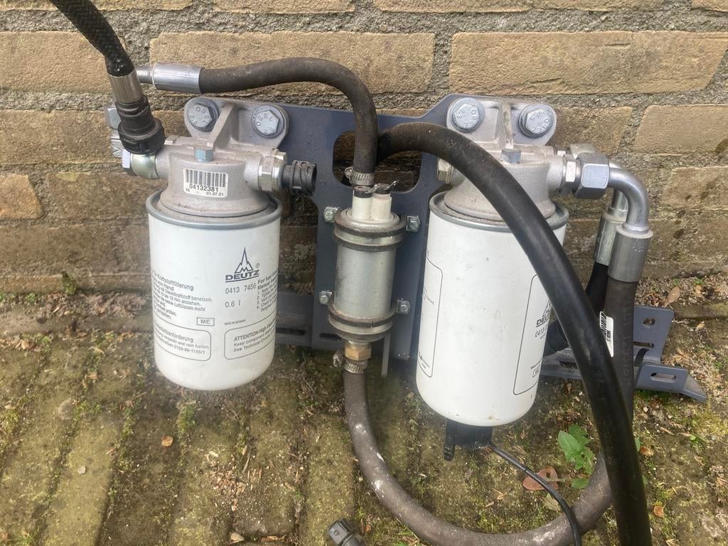 Dieselpomp 24Volt met 2 diesel filters unit, Ophalen of Verzenden, Gebruikt