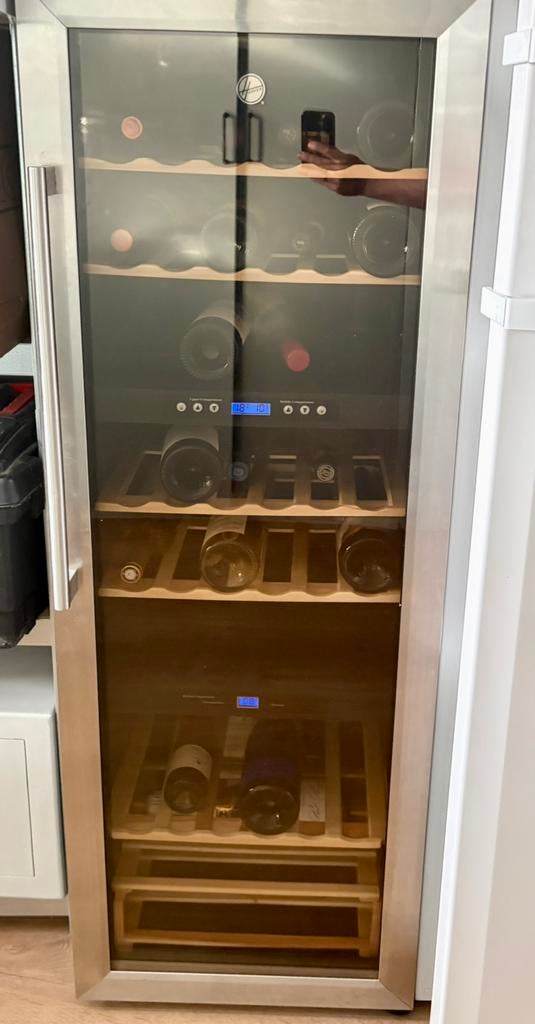 Wijnkoelkast / wijnklimaatkast 3 zones, Minder dan 75 liter, Ophalen, Zo goed als nieuw, Zonder vriesvak