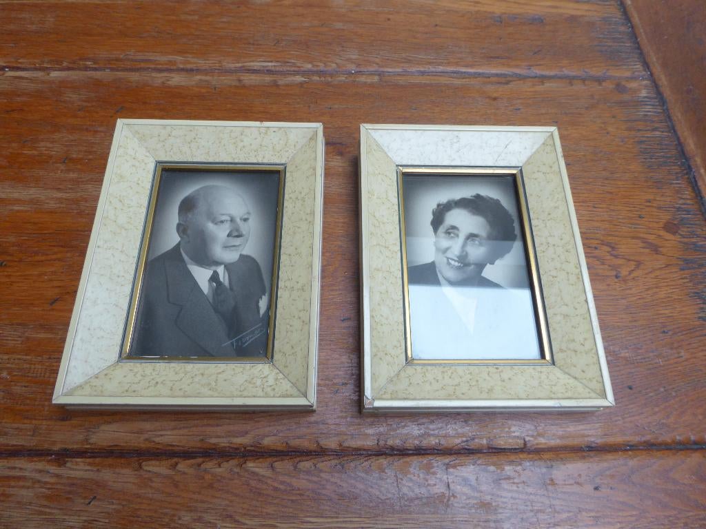 2 art deco fotolijstjes