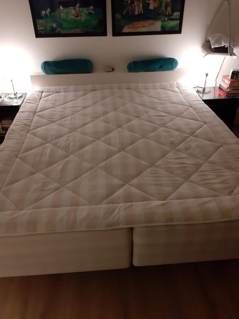 Hästens boxspring met topper, Ophalen, Gebruikt, 210 cm, Tweepersoons