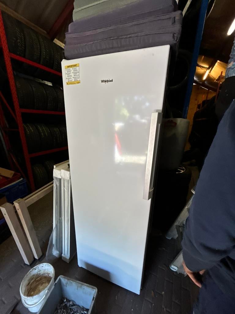 Whirlpool Vrieskast Staand Model Nette Staat NO FROST, Witgoed en Apparatuur, Ophalen of Verzenden, Zo goed als nieuw, 60 tot 90 cm