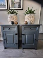 2 schitterende hoge brocante nachtkastjes, Ophalen, Minder dan 45 cm, 55 tot 70 cm, Zo goed als nieuw