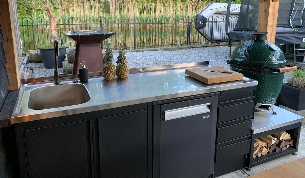 Zwarte RVS Buitenkeuken + RVS blad, Tuin en Terras, Ophalen, Zo goed als nieuw, Elektrisch, Vrijstaand