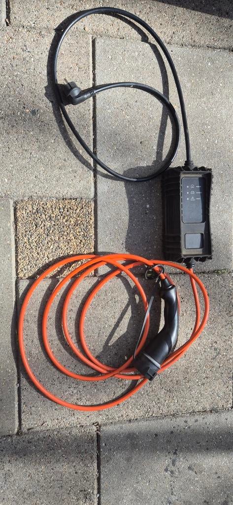 Type 2 Autolader APTIV - Werkt 100%, Auto diversen, Laadpalen, Ophalen, Gebruikt, Laadkabel