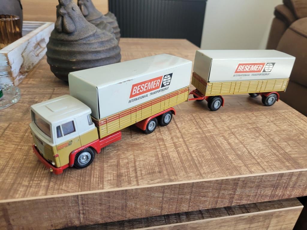 Scania combi  besemer, Hobby en Vrije tijd, Modelauto's | 1:50, T, T, Zo goed als nieuw, Tekno