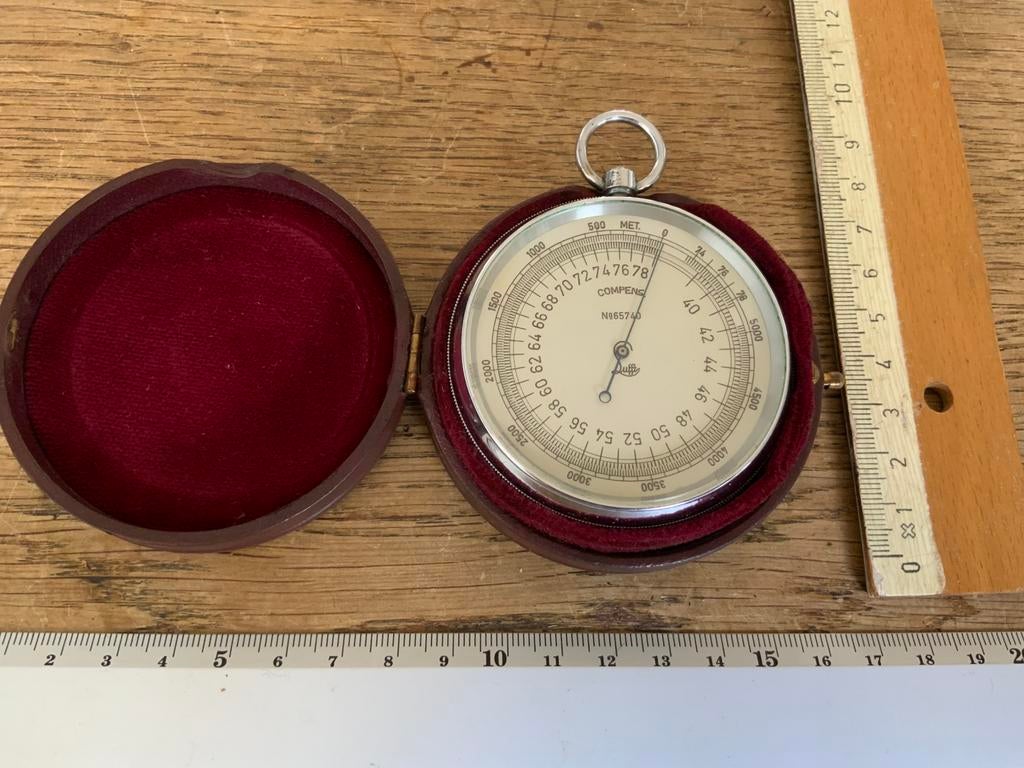 Antieke Zakbarometer Luchtdrukmeter Lufft in Etui, Audio, Tv en Foto, Weerstations en Barometers, Ophalen of Verzenden, Zo goed als nieuw