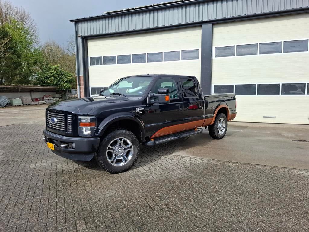 Ford 250 6,4L V8 turbo diesel Harley Davidson uitvoering, Auto's, Automaat, 360 pk, Zwart, Leder