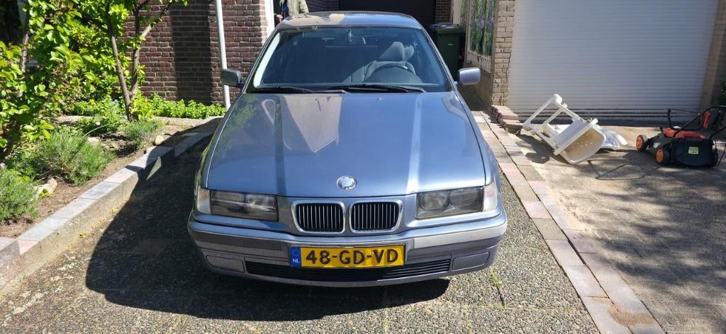 BMW 3-Serie 1.9 I 316 Compact 2000 Blauw, Auto's, BMW, 13 km/l, 1250 kg, 4 cilinders, Blauw