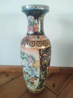 Set van twee Chinese vazen handbeschilderd 61 cm hoog, Antiek en Kunst, Ophalen of Verzenden
