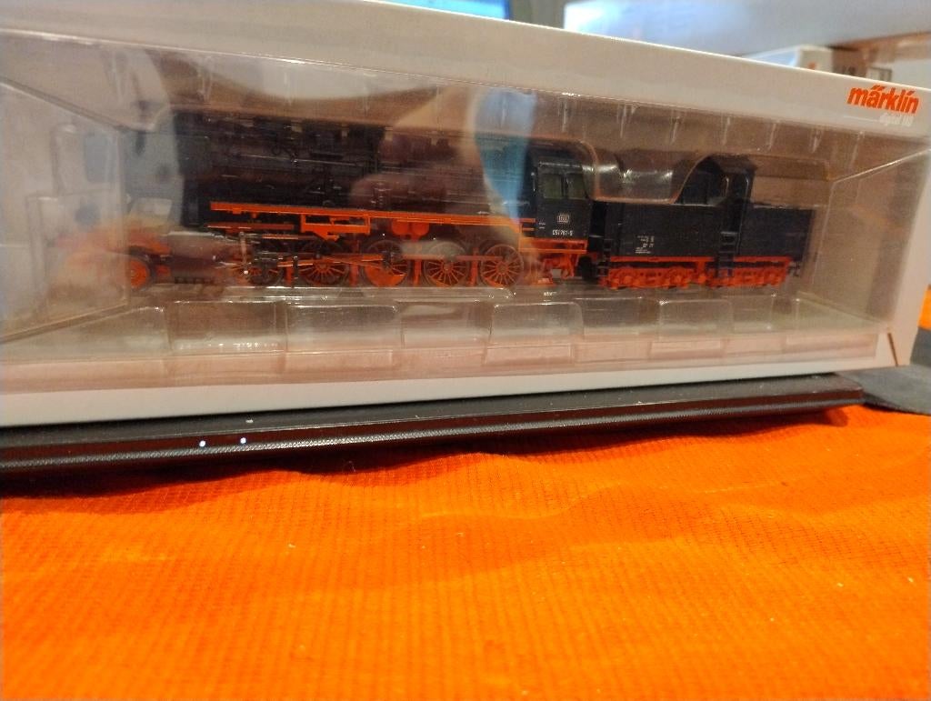 Märklin H0 37841 BR 051 DB digitaal, Ophalen, Wisselstroom, Locomotief, Zo goed als nieuw