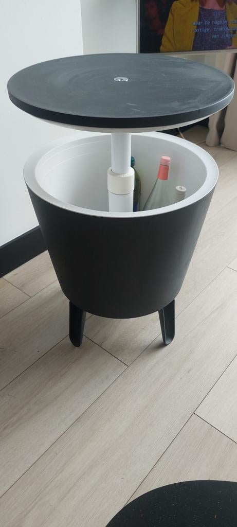 Keter Coolbar Partytafel drankenkoeler Cocktailtafel, Ophalen, Zo goed als nieuw, Koelbox, Koelelement