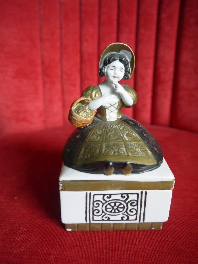 Half Doll trinketbox van Schäfer & Vater, Ophalen of Verzenden