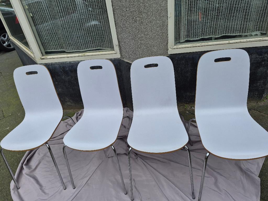 Stoelen van Livarno Living, wit, zeer degelijk, stapelbaar, Huis en Inrichting, Ophalen, Gebruikt, Wit, Stoelen van Livarno Living, wit, zeer degelijk,