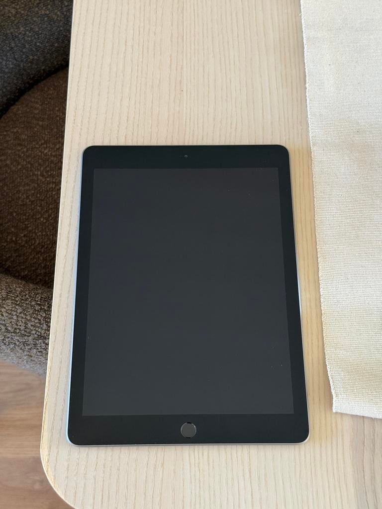 iPad 6TH Gen, 32GB, 10 inch, 32 GB, Apple iPad, Ophalen of Verzenden