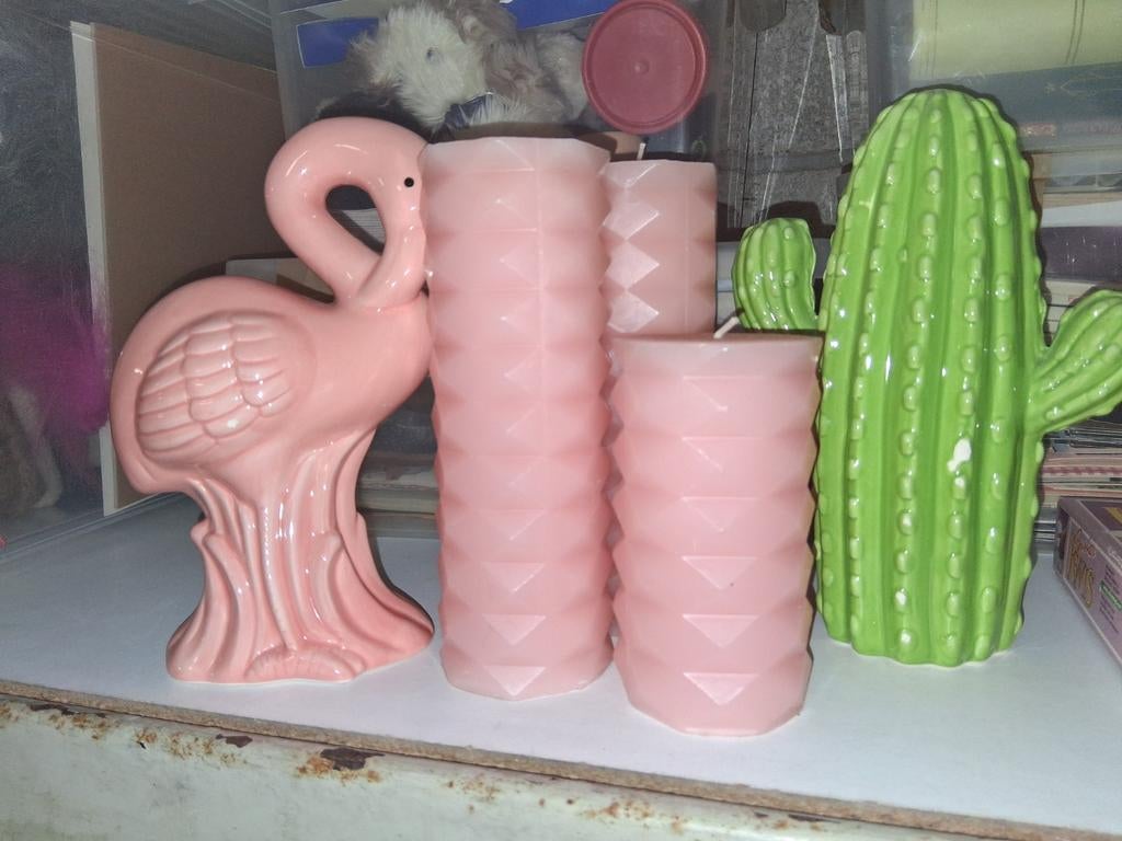 Decoratieve kaarsen en beelden: Flamingo en Cactus, Huis en Inrichting, Woonaccessoires | Kandelaars en Kaarsen, Overige materialen