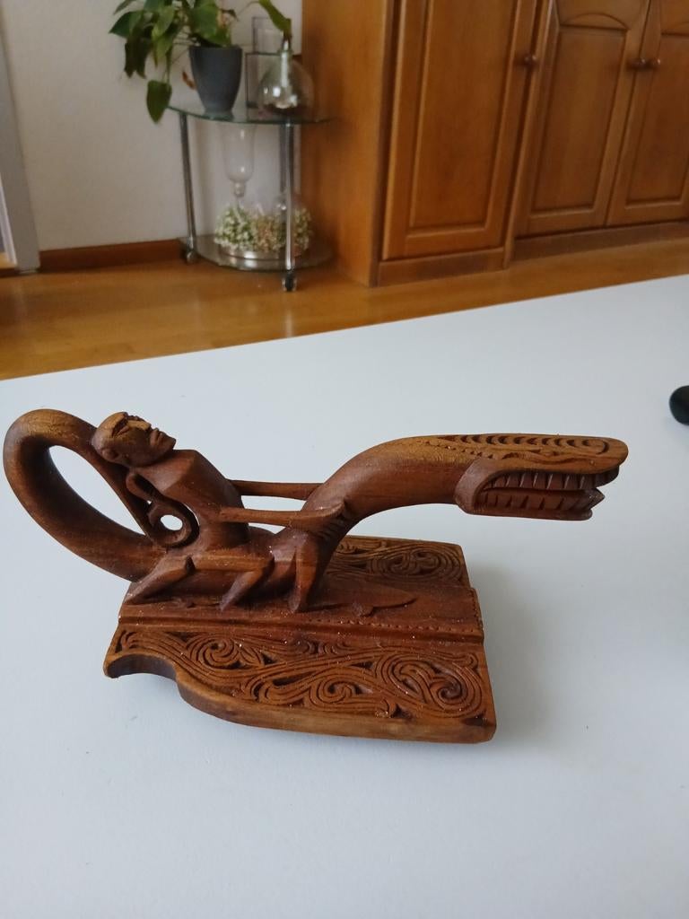 Toba Batak Sumatra Indonesisch houten beeld op deksel, Ophalen of Verzenden