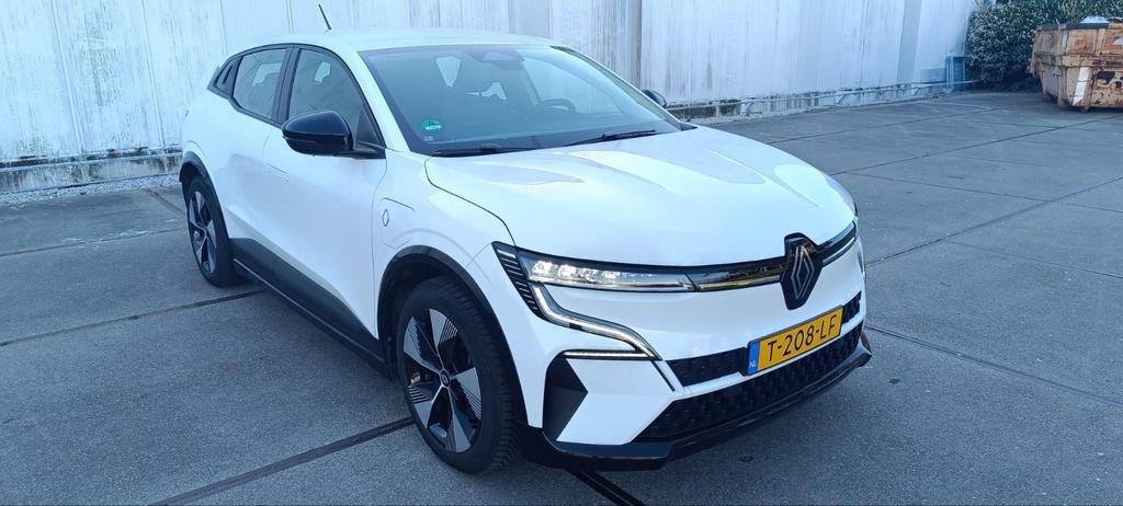 Renault Mégane Ev40 130pk Boost Charge 2023 Wit, 74 pk, 1505 kg, 135 min, Wit