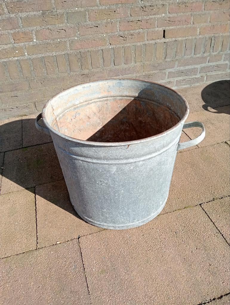 Zinken emmer teil, Ophalen