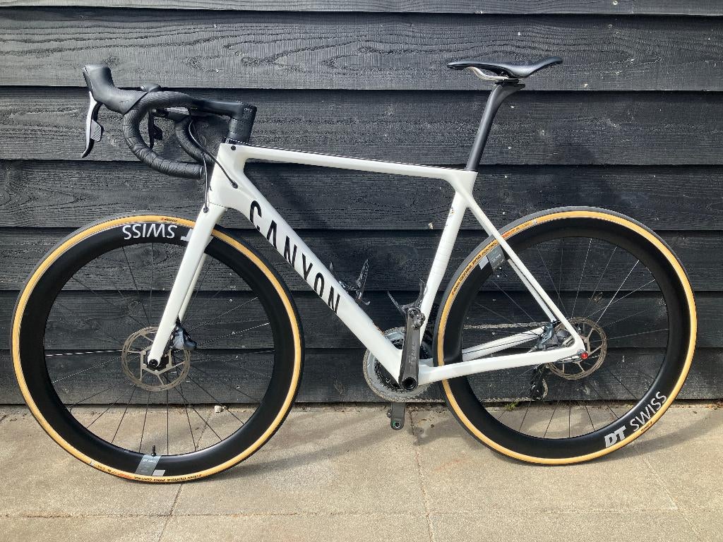 Canyon Ultimate CF SLX 8 Disc eTap – Rainbow White, 28 inch, Carbon, Zo goed als nieuw, Meer dan 20 versnellingen