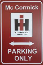 MC Cormick parking only tractor reclamebord van metaal deco