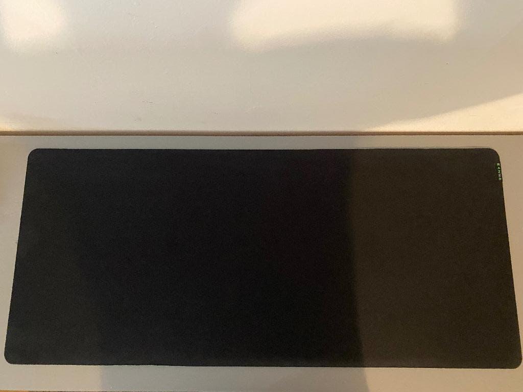 Razer Gigantus XXL muismat, Computers en Software, Muismatten, Ophalen of Verzenden, Gaming muismat, Zo goed als nieuw, Razer