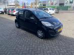 Peugeot 107 1.0 Access Accent (bj 2012), Euro 5, Gebruikt, 4 stoelen, Origineel Nederlands
