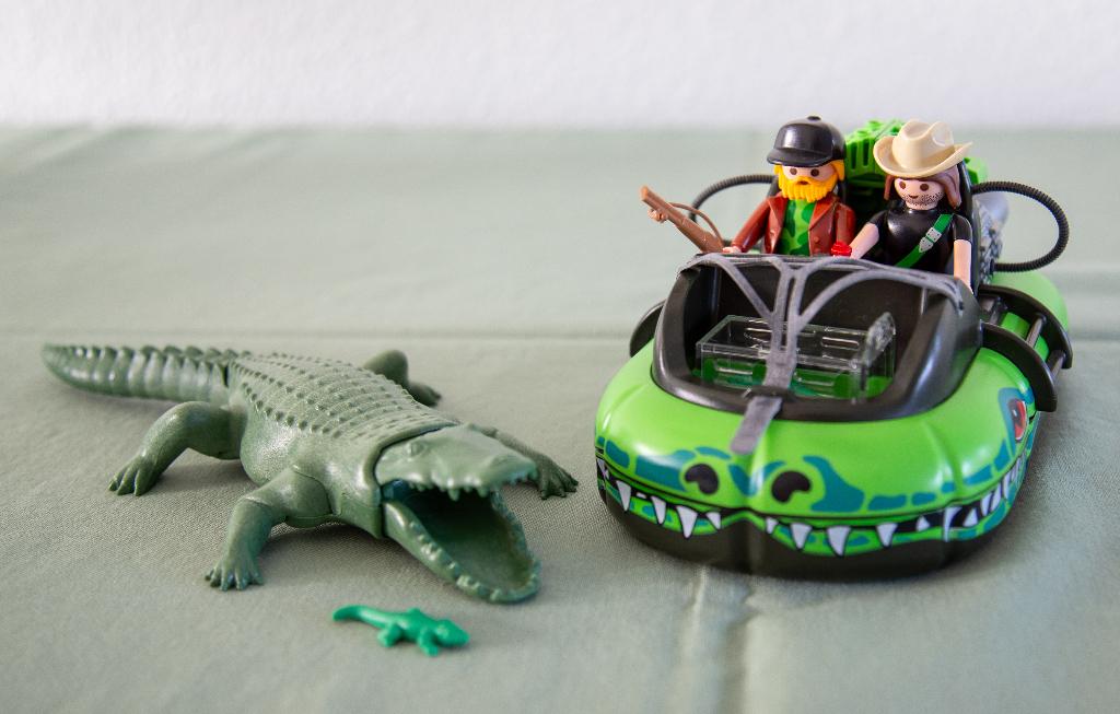 Playmobil 4446 Gangster Hovercraft met krokodil en baby's, Ophalen of Verzenden, Zo goed als nieuw, Complete set