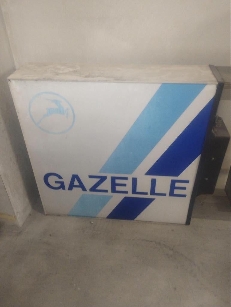 Gazelle lichtbak 70x70cm dunbelzijdig voor buiten, Ophalen, Gebruikt