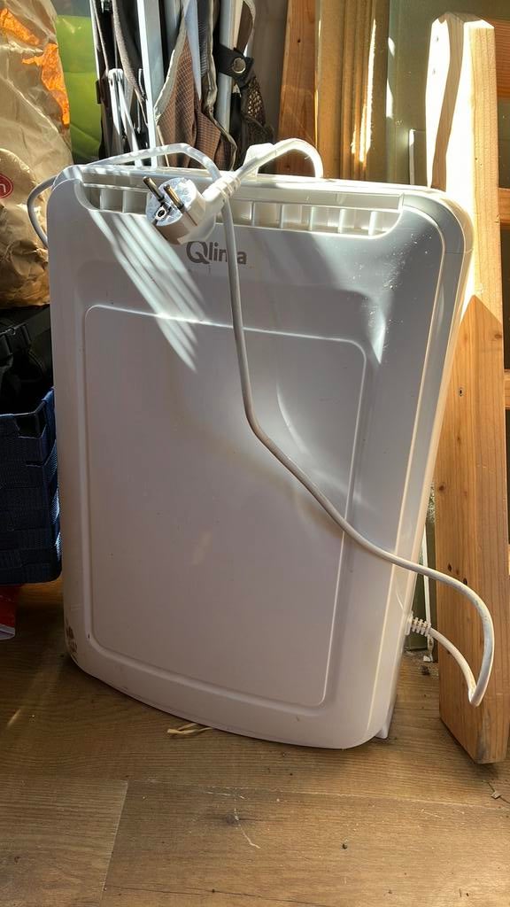 Qlima luchtdroger, Ophalen, Gebruikt, Minder dan 60 m³, 3 snelheden of meer