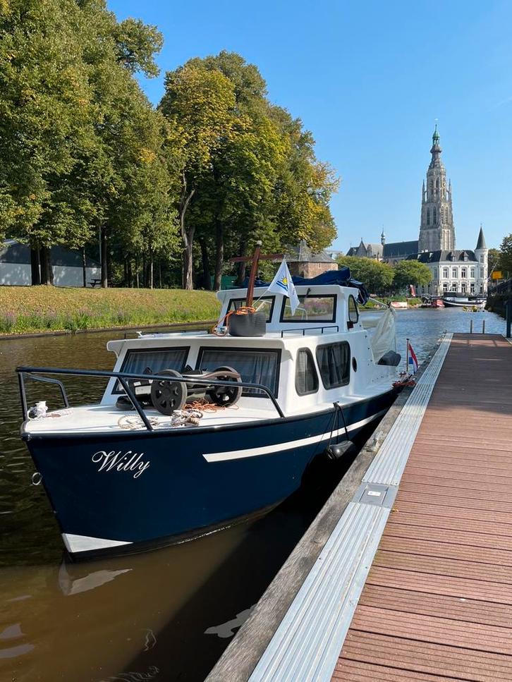 Kajuitboot met Suzuki 15 pk viertakt + trailer | vaarklaar, Watersport en Boten, Motorboten en Motorjachten, Zo goed als nieuw