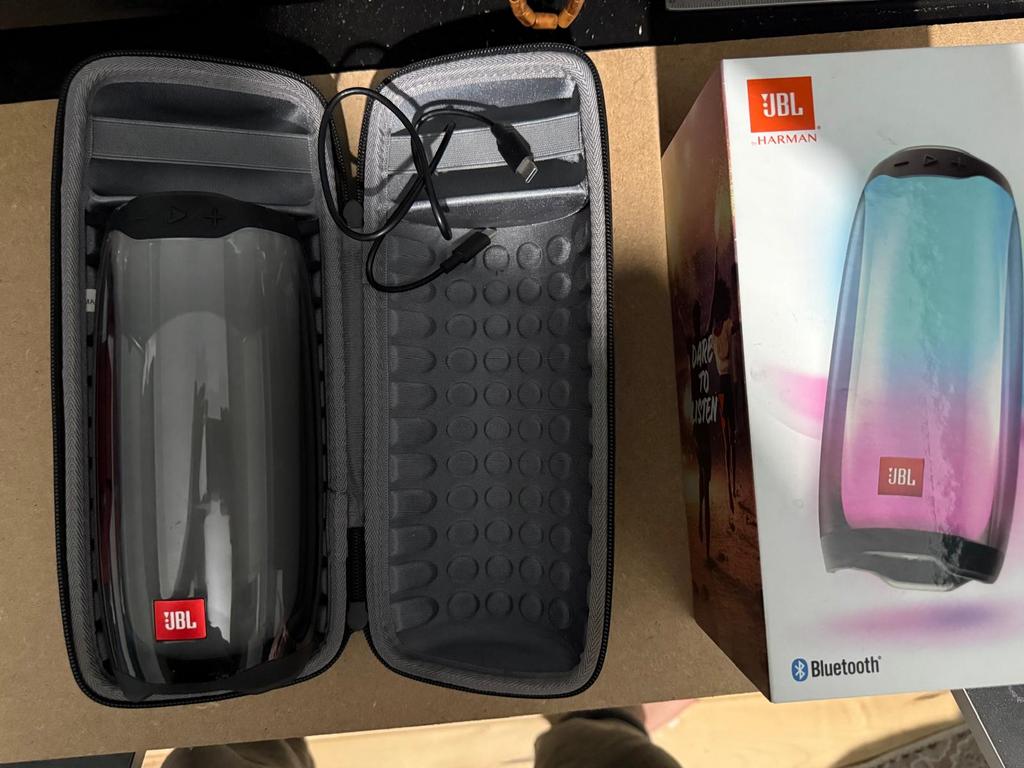 JBL Pulse 4 Bluetooth Speaker met Lichtshow en Hoes, Audio, Tv en Foto, Luidsprekers, JBL, Overige typen, Ophalen of Verzenden