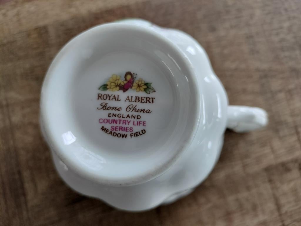 Royal Albert Country Life Meadow Field theekop en schotel, Ophalen