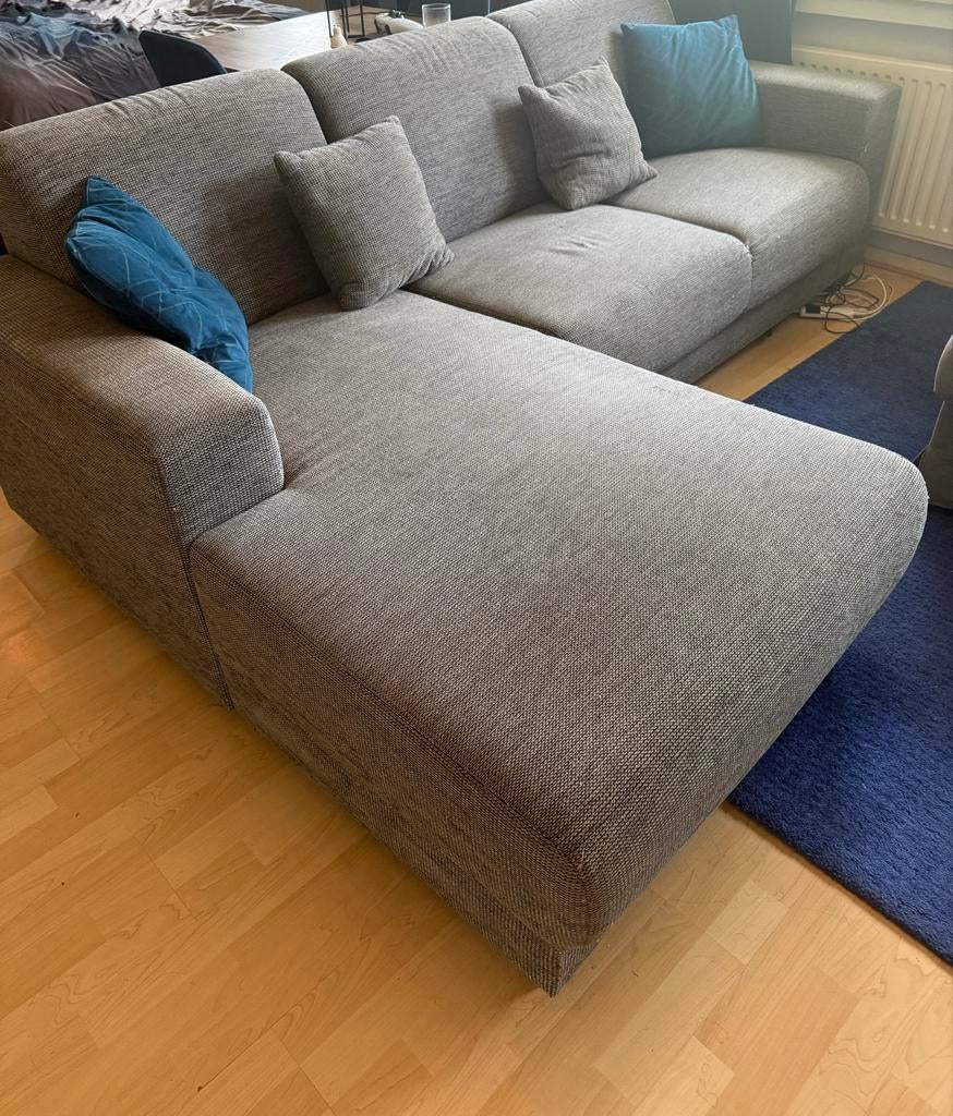 Comfortabele grijze hoekbank, Ophalen, 250 tot 300 cm, Gebruikt, 125 tot 150 cm