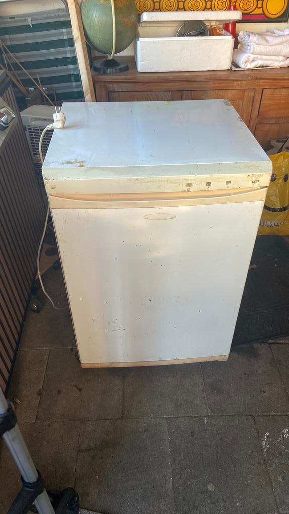 Gratis vriezer bv voor oud ijzer, Ophalen, Gebruikt, Minder dan 60 cm, 160 cm of meer