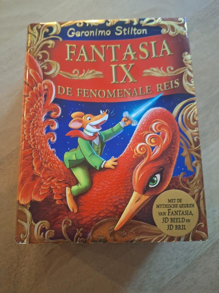 Geronimo Stilton Fantasia IX 3D de fenomenale reis, Boeken, Ophalen of Verzenden, Zo goed als nieuw, Geronimo Stilton, Fictie