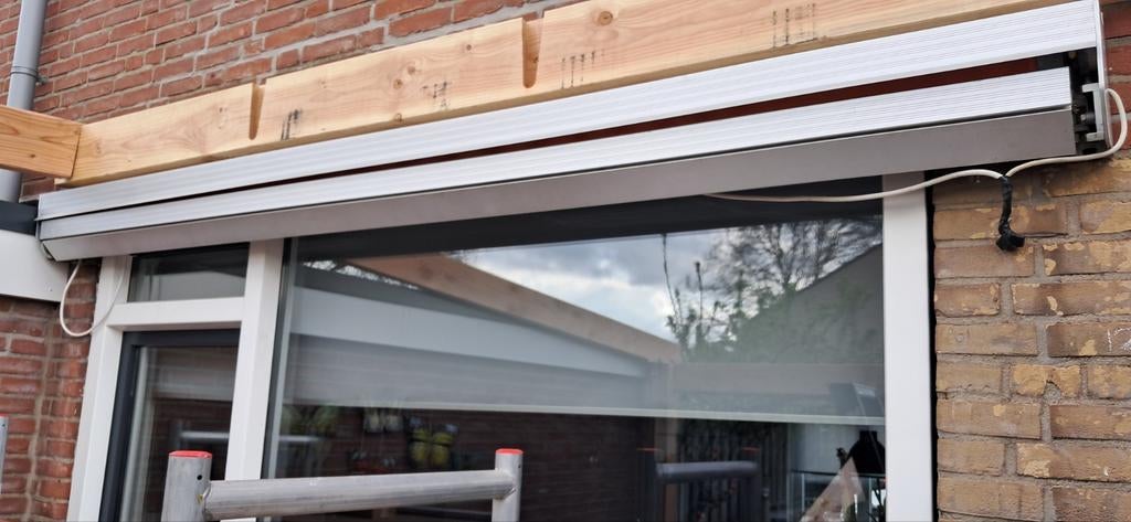 Elektrisch knikarmscherm - Oranje - Zo goed als nieuw, Ophalen, Elektrisch, Zo goed als nieuw, 150 tot 300 cm