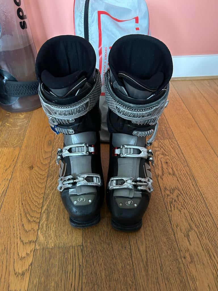 Gratis Tecnica skischoenen maat 41, 160 tot 180 cm, Gebruikt, Schoenen, Skiën