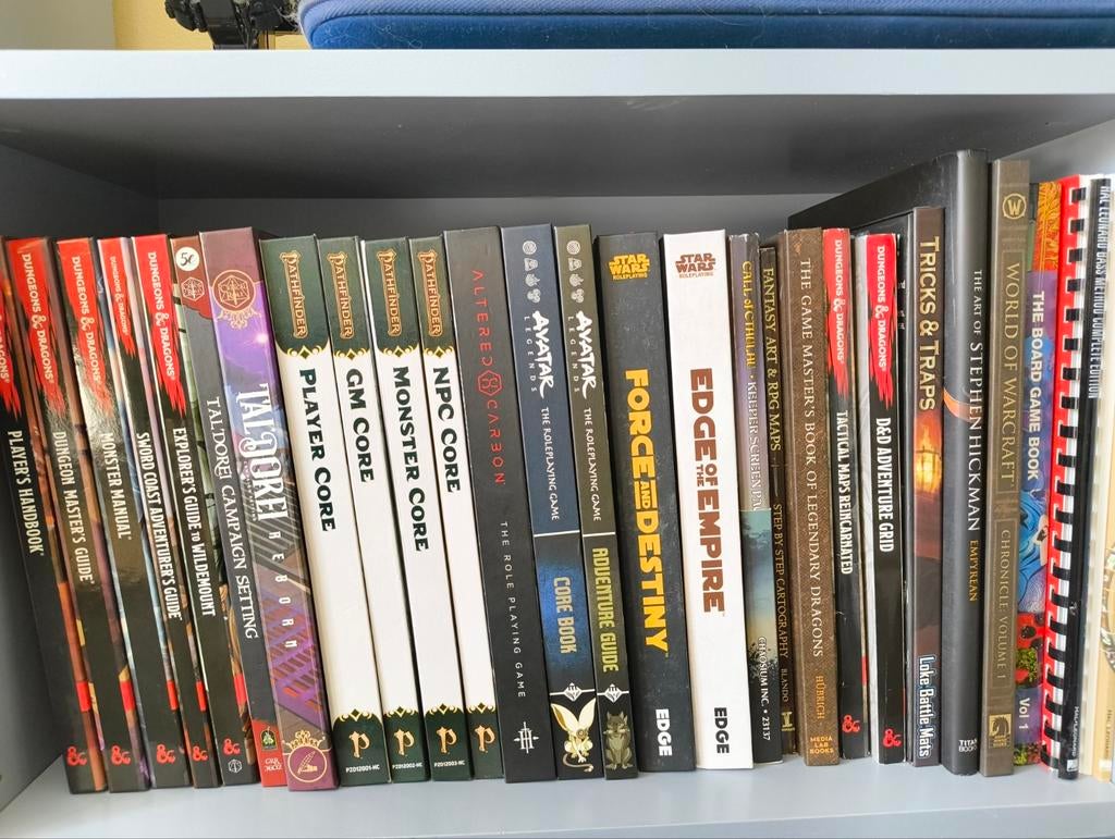 Dungeons & Dragons (D&D) 5e boeken en sets (nieuw/gebruikt), Ophalen, Zo goed als nieuw, Sport, Hobby en Vrije tijd