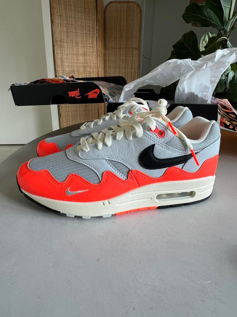 Nike Air Max Patta Waves Hyper Crimson Pure Platinum, Overige kleuren, Nieuw, Ophalen of Verzenden, Sneakers of Gympen