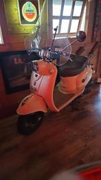 Mooie nette .retro scooter, Ophalen of Verzenden, Zo goed als nieuw, Benzine, Overige merken