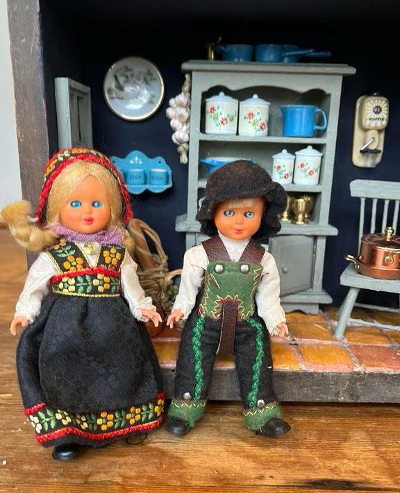 Poppetjes klederdracht oud, Ophalen of Verzenden