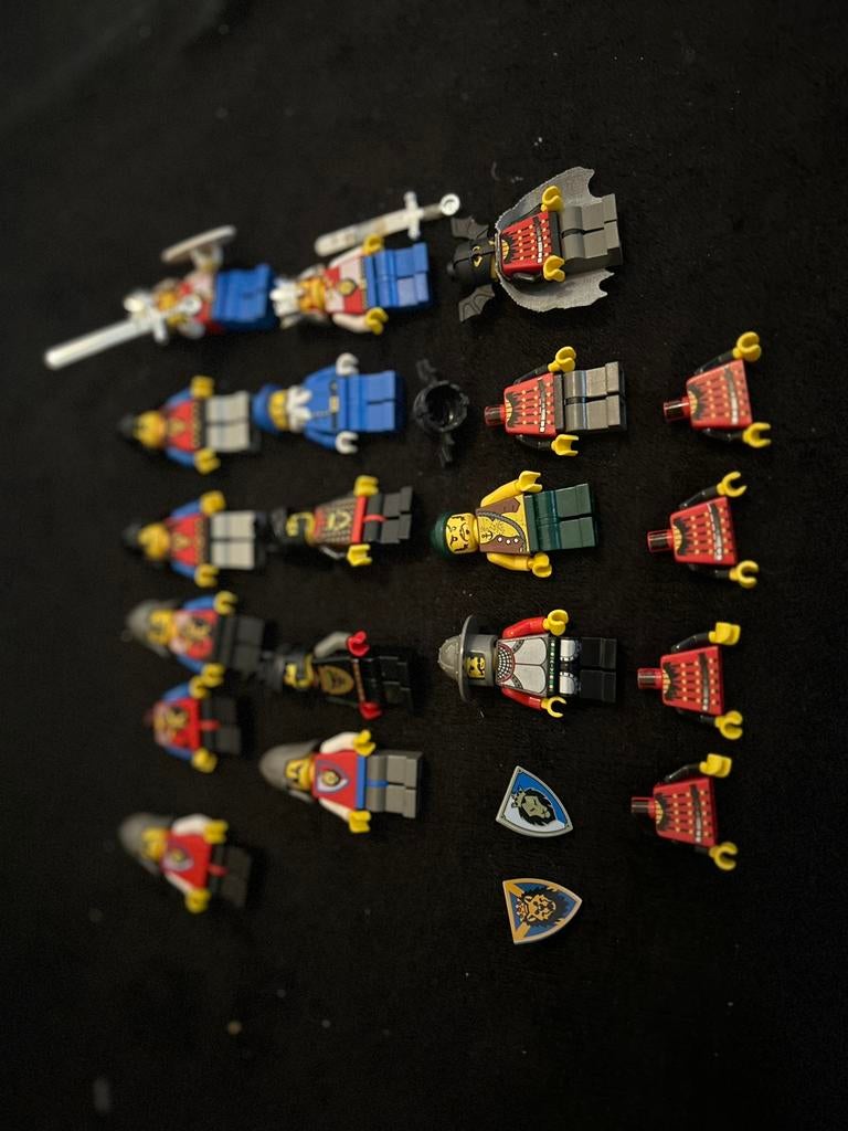 Lego castle figuren, Verzenden, Zo goed als nieuw