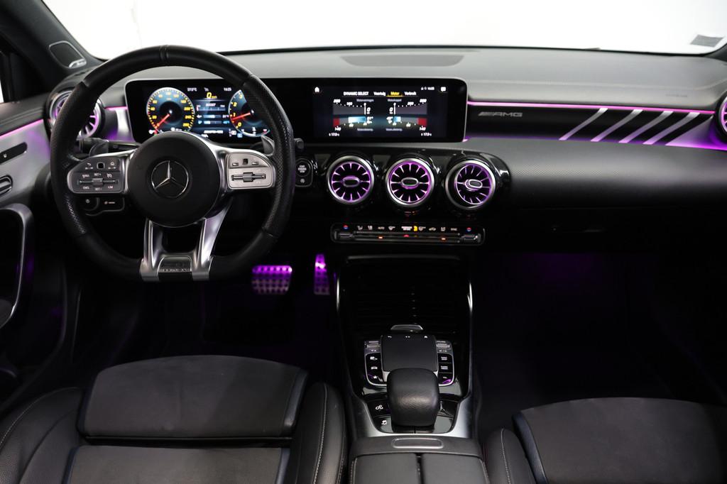 Mercedes-Benz A-Klasse AMG 35 4MATIC Premium BURMESTER PANO, 1345 kg, Gebruikt, 4 cilinders, Blauw