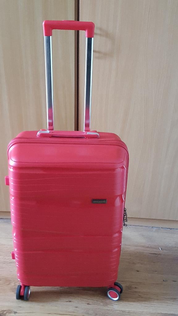 mooie zo goed als nieuwe medium grote reiskoffer op wieltjes, Sieraden, Tassen en Uiterlijk, Koffers, Hard kunststof, 45 tot 55 cm