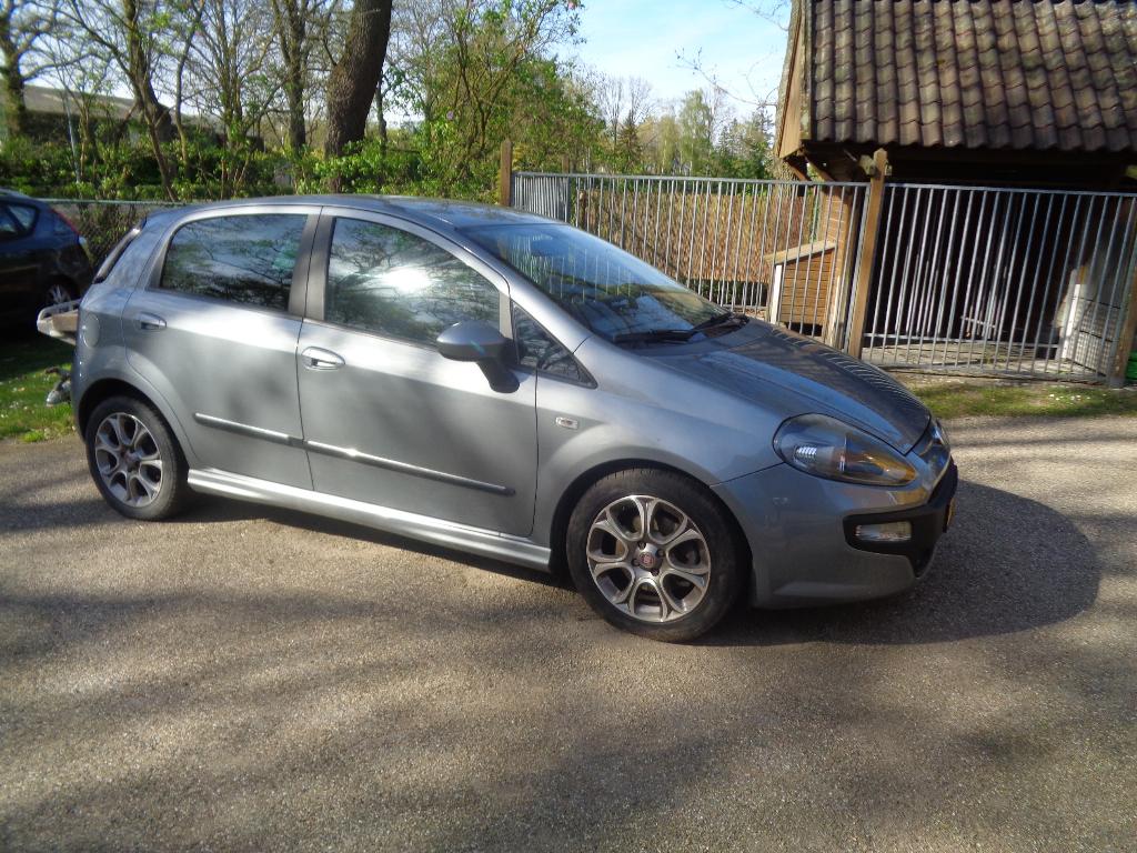 Fiat punto 1.3 diesel bj 2011 deuk links achter, Auto diversen, Ophalen of Verzenden, Zilver of Grijs, Fiat, 1300 cc