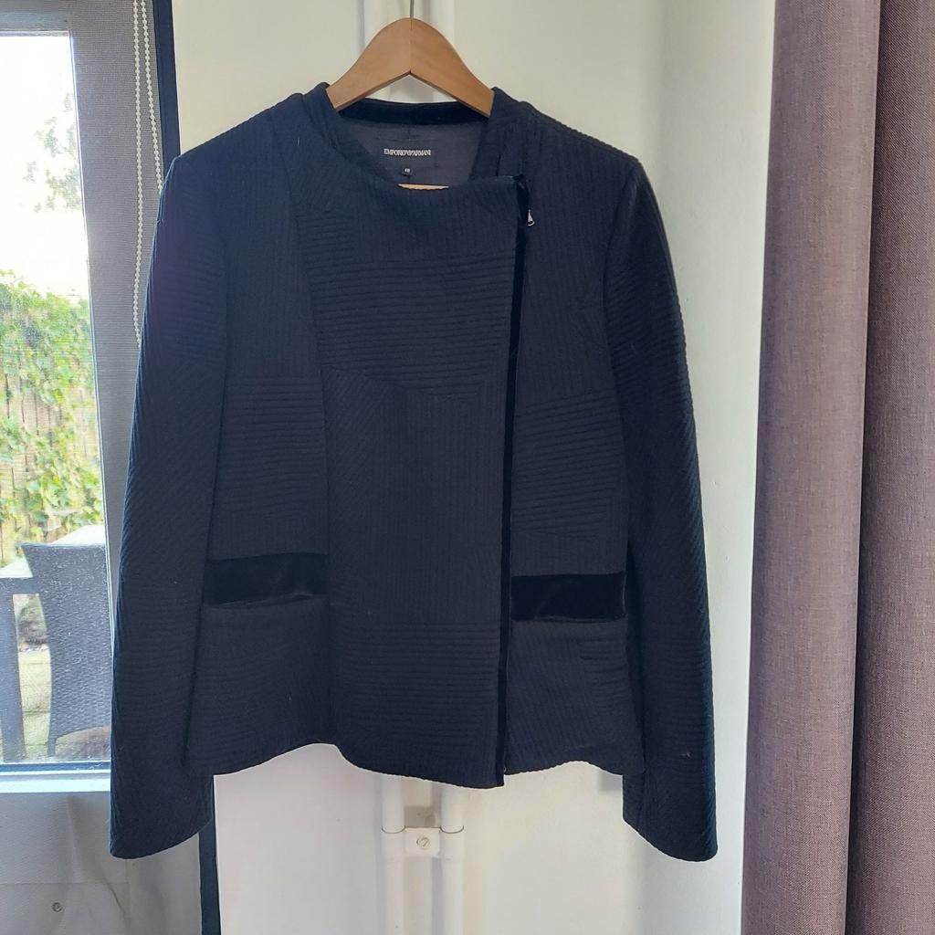 Erg mooi Z.g.a.n zwart jasje van Armani mt 46- NL40- M, Kleding | Dames, Armani, Zwart, Maat 46/48 (XL) of groter, Ophalen of Verzenden