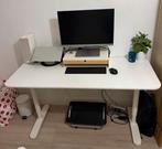 Ikea wit bureau 140x60 stalen frame, Ophalen, In hoogte verstelbaar, Zo goed als nieuw, Bureau