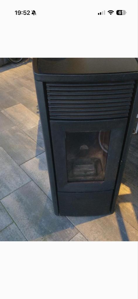 10 kW Pelletkachel - Efficiënte en Duurzame Verwarming, Gebruikt, Overige brandstoffen, Ophalen of Verzenden, Pelletkachel