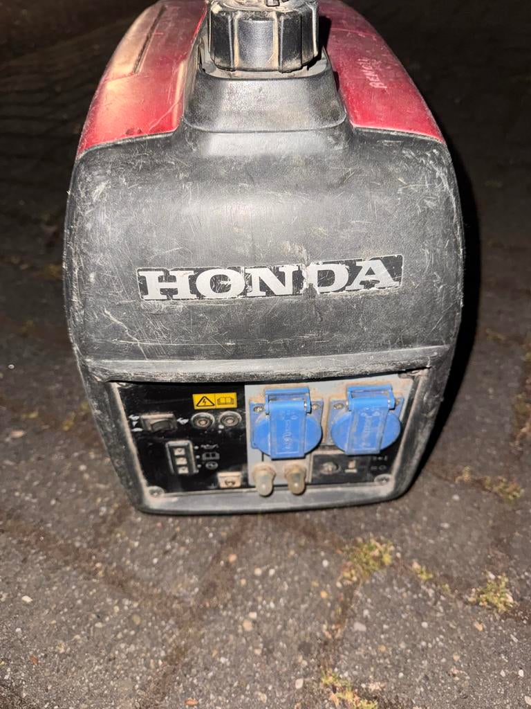 Honda Eu20i opknapper, Ophalen, Gebruikt, Minder dan 5 kVA, Benzine