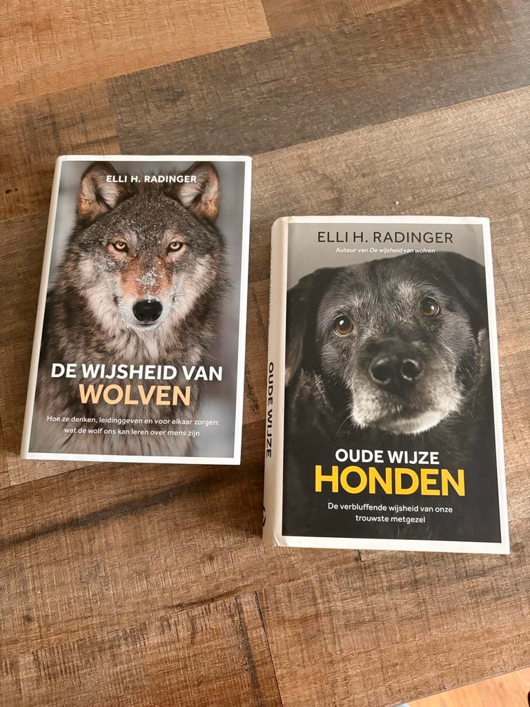 Boeken: De Wijsheid van Wolven en Oude Wijze Honden, Ophalen, Zo goed als nieuw, Honden